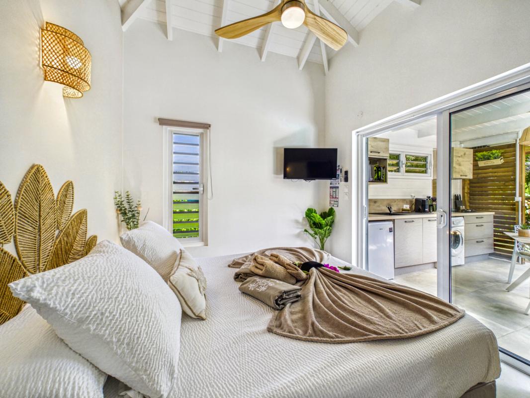 9.Guadeloupe Sainte-Rose- location villa 2 personnes-piscine